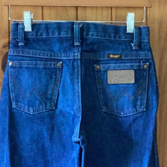Boys Youth Wrangler Jeans - Picture 4 of 9